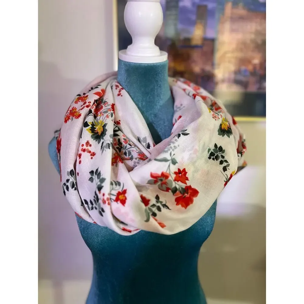 Beautiful spring loop scarf by loft